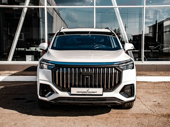 2024 Geely Okavango I Рестайлинг, белый, 2460000 рублей - вид 2