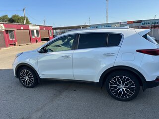 2020 Kia Sportage IV Рестайлинг, белый, 2700000 рублей, вид 5