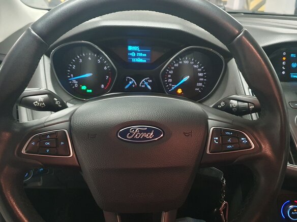 2018 Ford Focus III Рестайлинг, белый, 1200000 рублей - вид 10