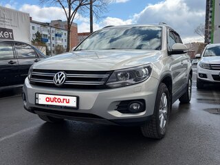 2015 Volkswagen Tiguan I Рестайлинг, золотистый, 2080000 рублей, вид 2