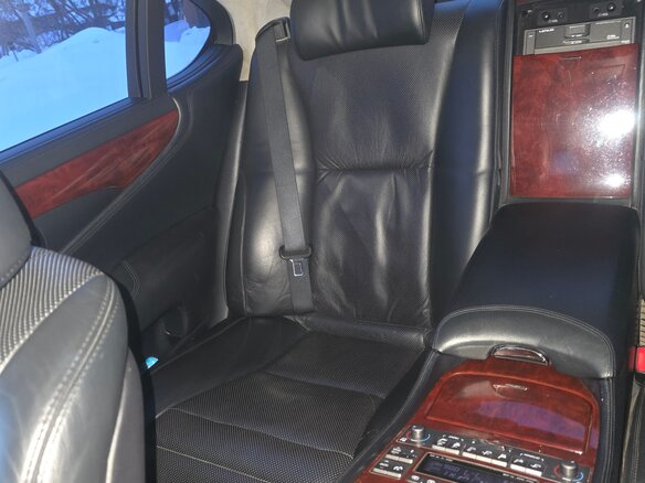 2010 Lexus LS Long 600h L IV Рестайлинг, чёрный, 2100000 рублей - вид 15