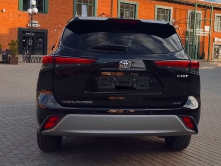 2026 Toyota Highlander IV (XU70), чёрный, 5090000 рублей, вид 4