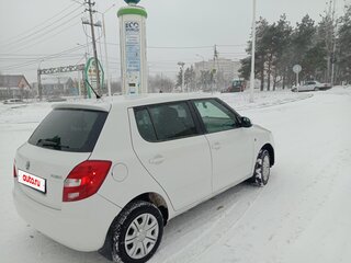 2014 Skoda Fabia II Рестайлинг, белый, 499999 рублей, вид 2