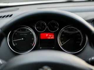 2011 Peugeot 308 I Рестайлинг, белый, 510000 рублей, вид 5