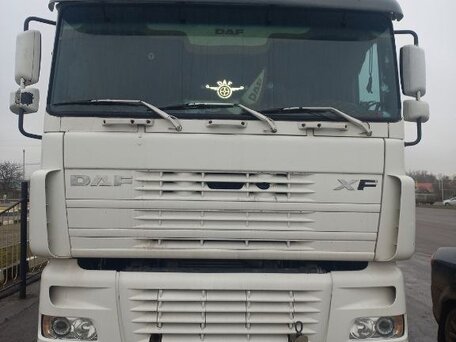2004 DAF 95XF, белый, 2700000 рублей, вид 1