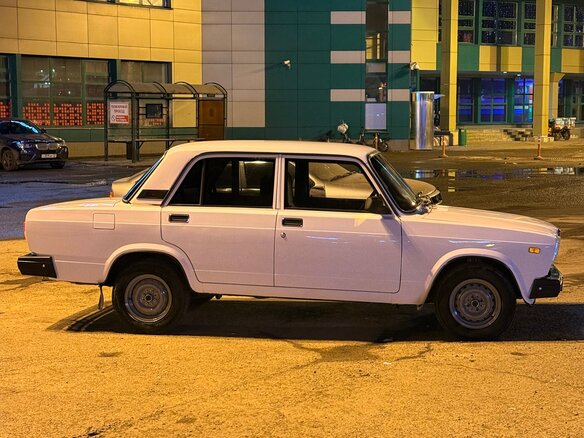 2007 Lada (ВАЗ) 2107, белый, 290000 рублей - вид 7