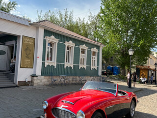 1960 Austin Healey 3000 5-speed I (BN7, BT7), красный, 7000000 рублей, вид 2
