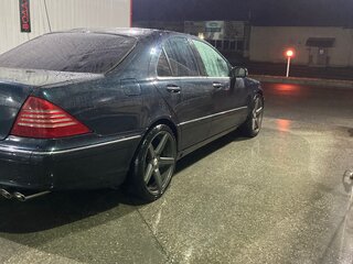1999 Mercedes-Benz S-Класс 500 IV (W220), чёрный, 730000 рублей, вид 4