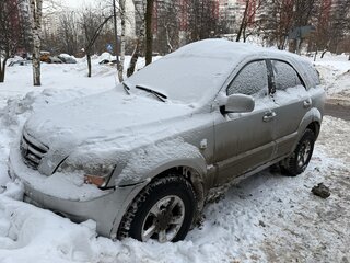 2008 Kia Sorento I Рестайлинг, серебристый, 1100000 рублей, вид 1