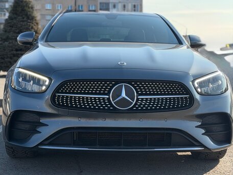2021 Mercedes-Benz E-Класс 200 V (W213, S213, C238) Рестайлинг, серый, 4550000 рублей, вид 2