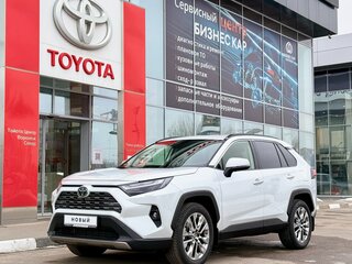 2025 Toyota RAV4 V (XA50), белый, 6190000 рублей, вид 1