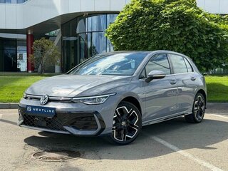 2025 Volkswagen Golf VIII Рестайлинг, серый, 3750000 рублей, вид 1