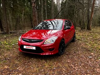 2010 Hyundai i30 I Рестайлинг, красный, 600000 рублей, вид 5