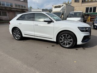 2019 Audi Q8 50 TDI I (4M), белый, 6120000 рублей, вид 4