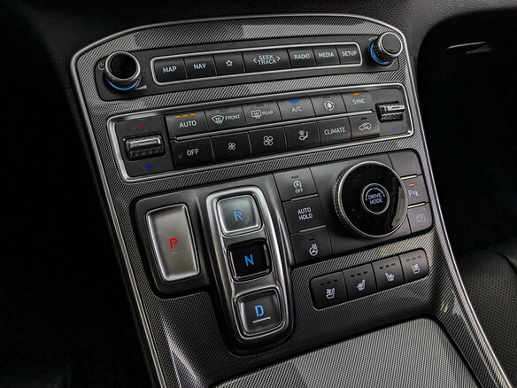 2022 Hyundai Santa Fe IV Рестайлинг, белый, 3625000 рублей - вид 20