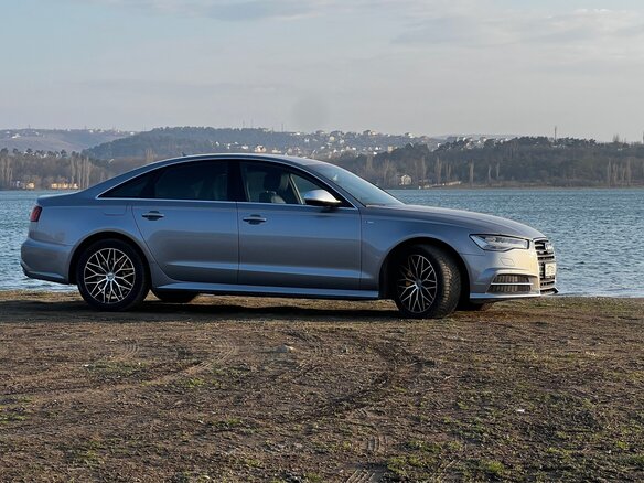 2015 Audi A6 IV (C7) Рестайлинг, серый, 2600000 рублей - вид 2