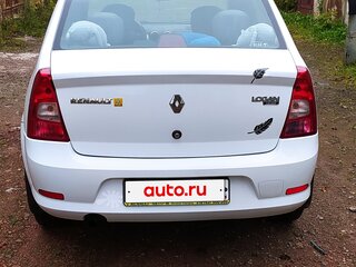 2014 Renault Logan I Рестайлинг, белый, 800000 рублей, вид 2