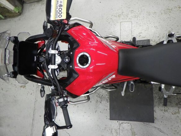 2024 Triumph Tiger 900, красный, 1200000 рублей - вид 10