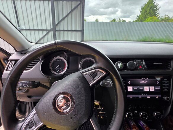 2018 Skoda Octavia III (A7) Рестайлинг, серый - вид 6