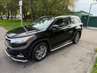 2014 Toyota Highlander III (XU50), чёрный, 3200000 рублей, вид 2