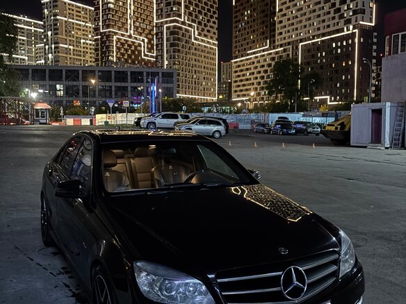 2011 Mercedes-Benz C-Класс 180 BlueEFFICIENCY III (W204), коричневый, 1280000 рублей - вид 1
