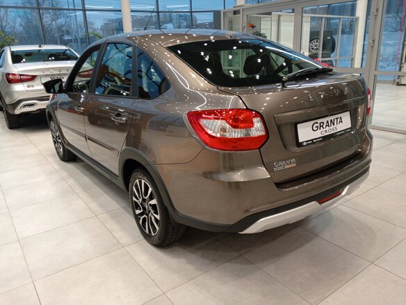 2025 Lada (ВАЗ) Granta Active Cross I Рестайлинг, коричневый, 1390000 рублей - вид 5