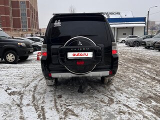 2012 Mitsubishi Pajero IV Рестайлинг 1, чёрный, 2800000 рублей, вид 2