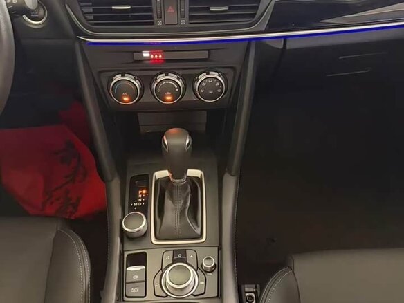 2022 Mazda CX-4 I Рестайлинг, белый, 2347000 рублей - вид 10