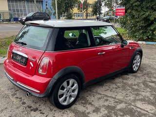2005 Mini Hatch Cooper I (R50), красный, 980000 рублей, вид 5
