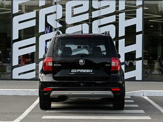 2015 Skoda Yeti I Рестайлинг, чёрный, 899000 рублей, вид 4