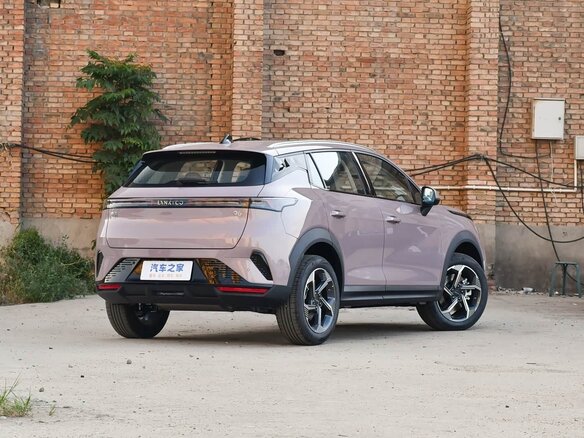 2026 Lynk & Co 06 Long Battery I Рестайлинг, серый, 2740000 рублей - вид 4