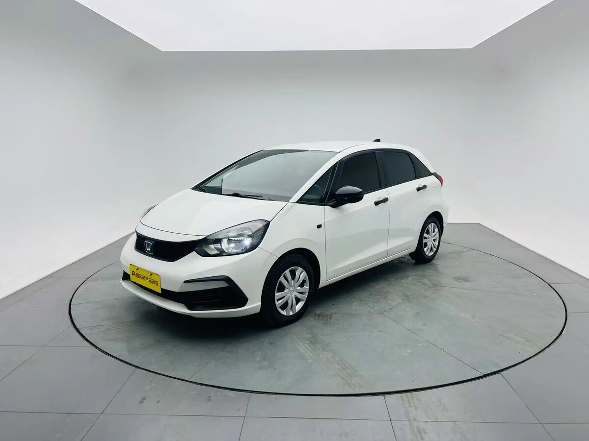 Открыть фотографии: Honda Fit IV Рестайлинг