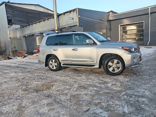 2012 Toyota Land Cruiser 200 Series, серебристый, 2700000 рублей, вид 3