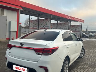 2018 Kia Rio IV, белый, 1045000 рублей, вид 5