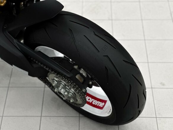 2024 Ducati Streetfighter V4, красный, 5990000 рублей - вид 16