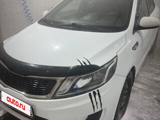 2013 Kia Rio III, белый, 700000 рублей, вид 2