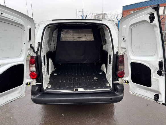 2013 Peugeot Partner, белый, 760000 рублей - вид 14