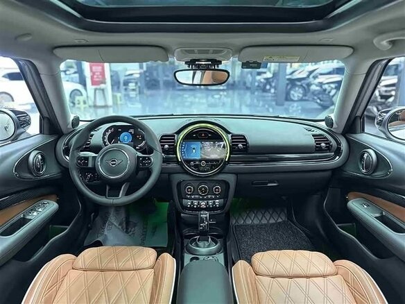 2023 Mini Clubman Cooper II Рестайлинг, серебристый, 2650000 рублей - вид 6