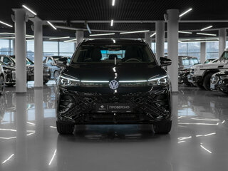 2026 Volkswagen Tiguan L Pro III (China Market), чёрный, 4700000 рублей, вид 3