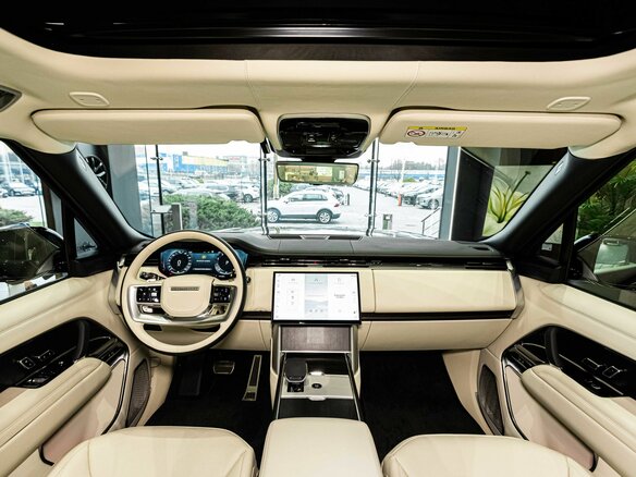 2024 Land Rover Range Rover P530 MHEV Long V, серый, 29990000 рублей - вид 12