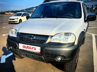 2005 Chevrolet Niva I, серебристый, 350000 рублей, вид 4