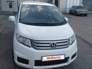 2014 Honda Freed Spike I Рестайлинг 2, белый, 1250000 рублей, вид 1