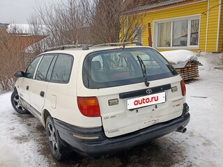 2001 Toyota Caldina I Рестайлинг, белый, 375000 рублей, вид 5