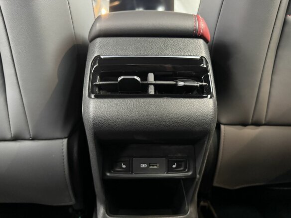 2026 Geely Coolray I Рестайлинг 2, фиолетовый, 2964990 рублей - вид 21