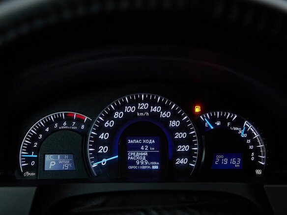 2012 Toyota Camry VII (XV50), серый, 1487000 рублей - вид 15