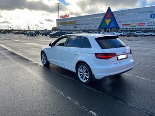 2013 Audi A3 III (8V), белый, 900000 рублей, вид 4