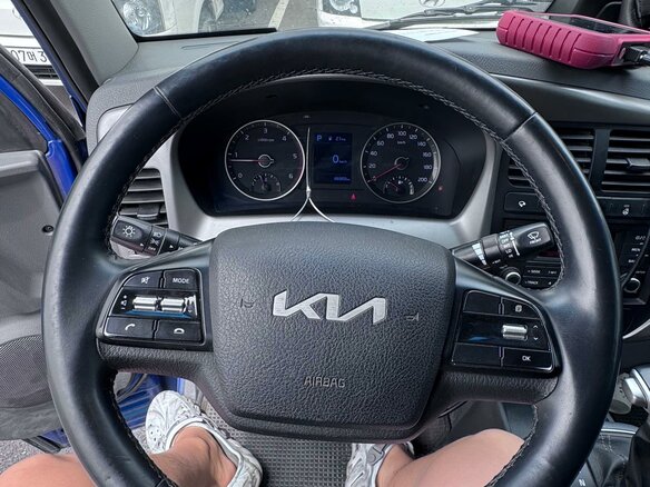 2022 Kia Bongo, синий, 3790000 рублей - вид 8