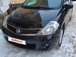 2011 Nissan Tiida I Рестайлинг, чёрный, 710000 рублей, вид 1