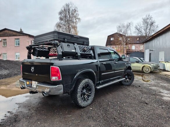 2014 Dodge RAM IV (DS/DJ), чёрный, 4500000 рублей - вид 3