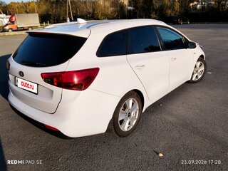 2017 Kia Ceed II Рестайлинг, белый, 1280000 рублей, вид 3